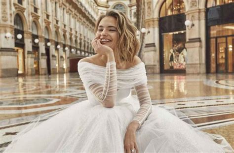 prada abiti da sposa|Abiti da sposa 2 pezzi: la tendenza 2023 in 10 look top .